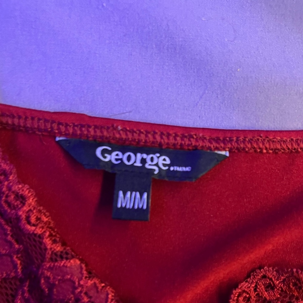 Red lace cami top - Picture 5 of 5